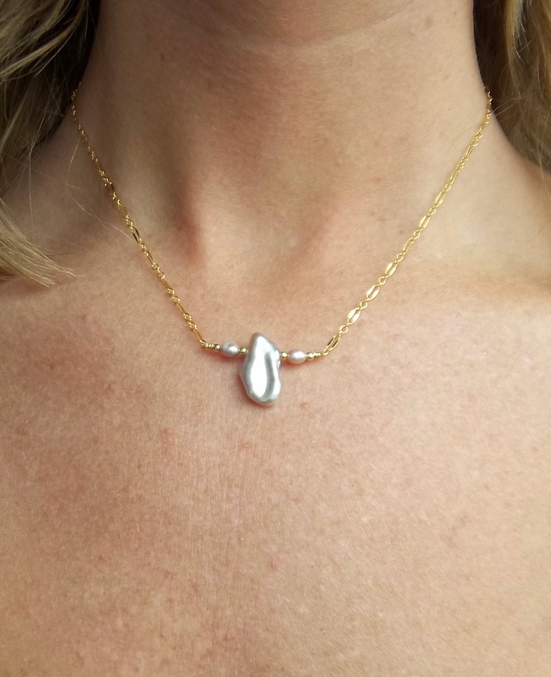 Nectar Choker