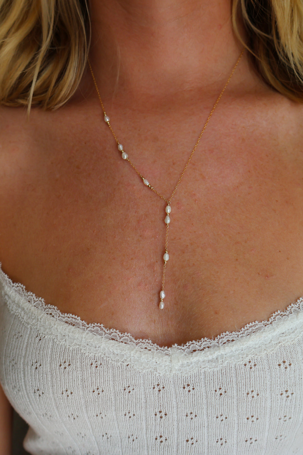 Freckle Lariat