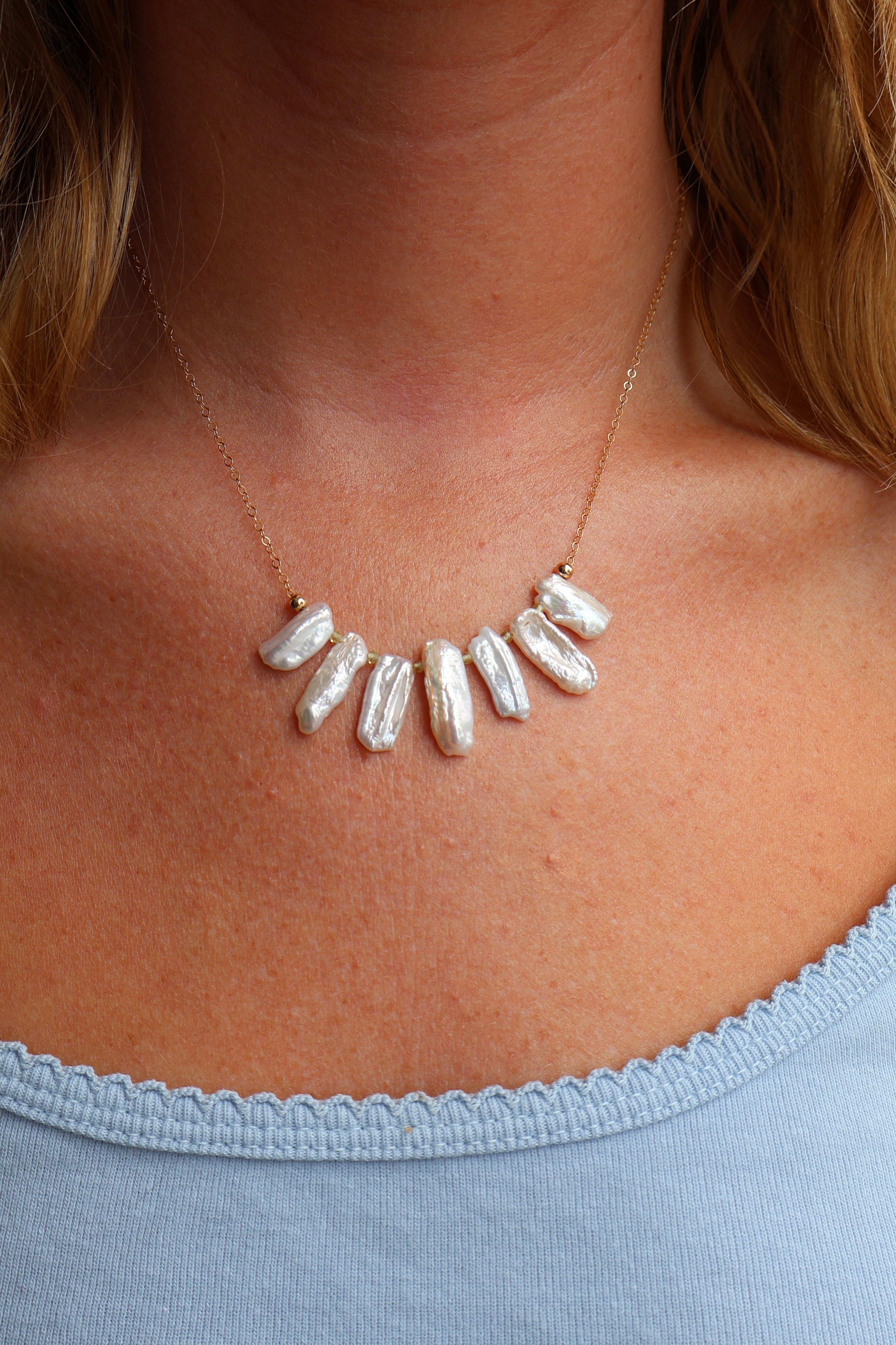 Seven Floating Pearls Necklace