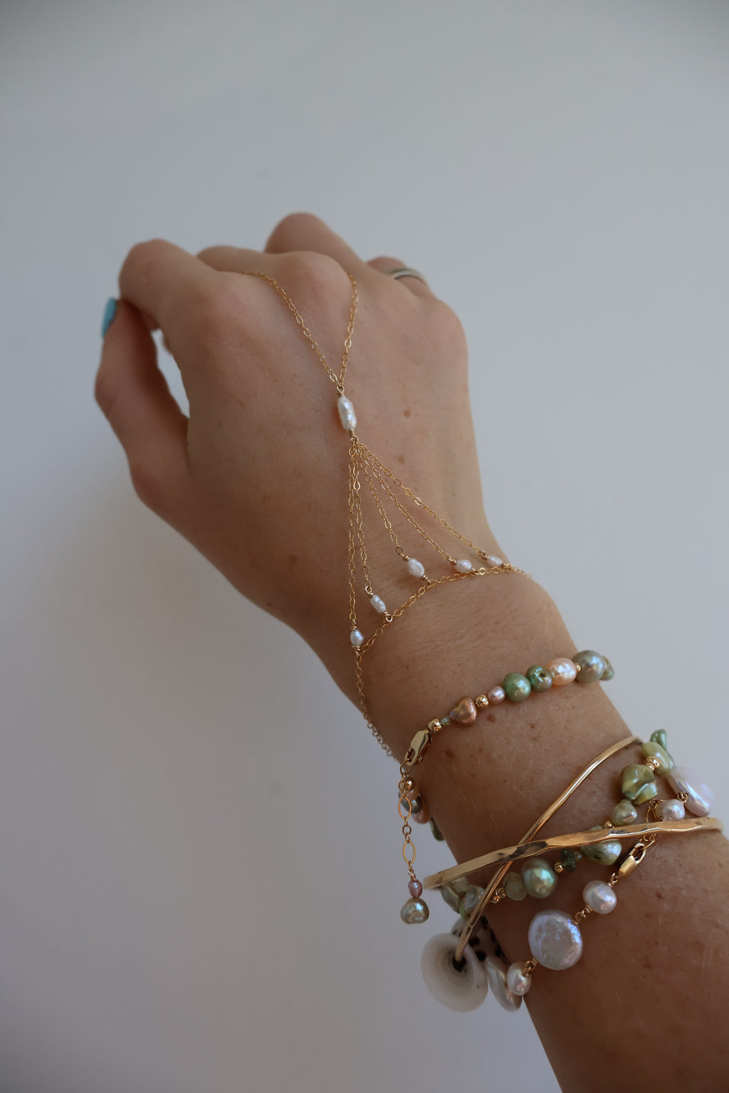 Shore Handchain