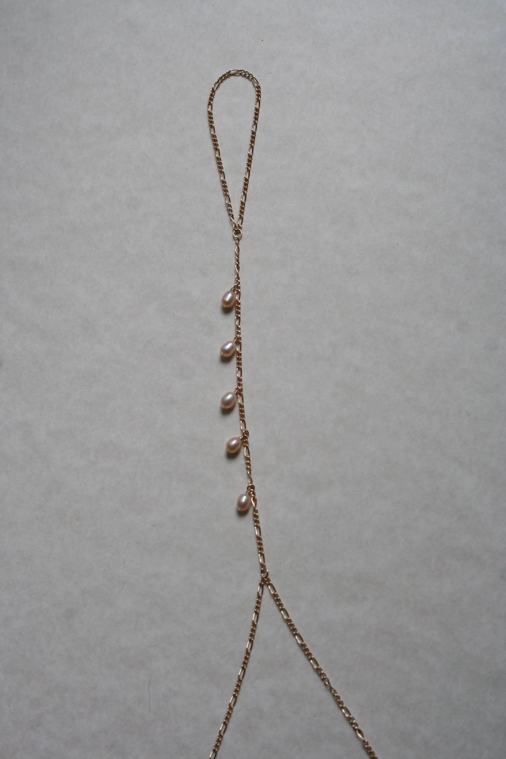 Glow Handchain