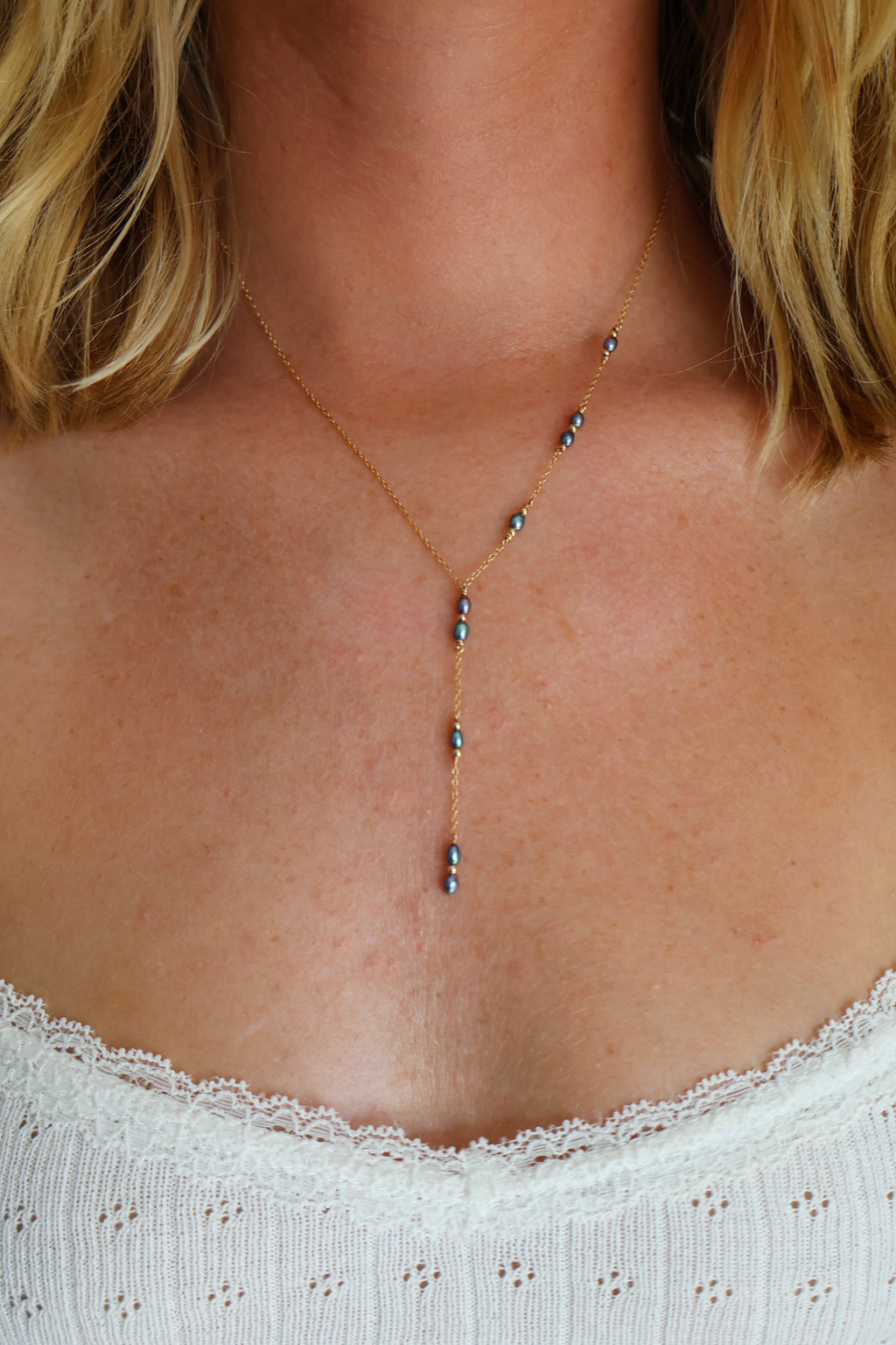 Freckle Lariat