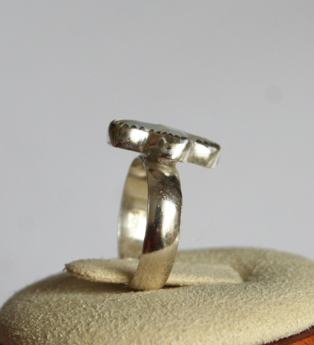 Evie Ring • Size 5