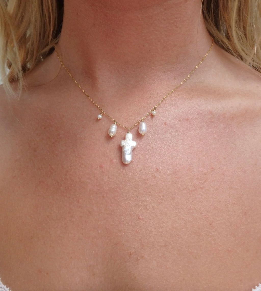 Gleam Necklace