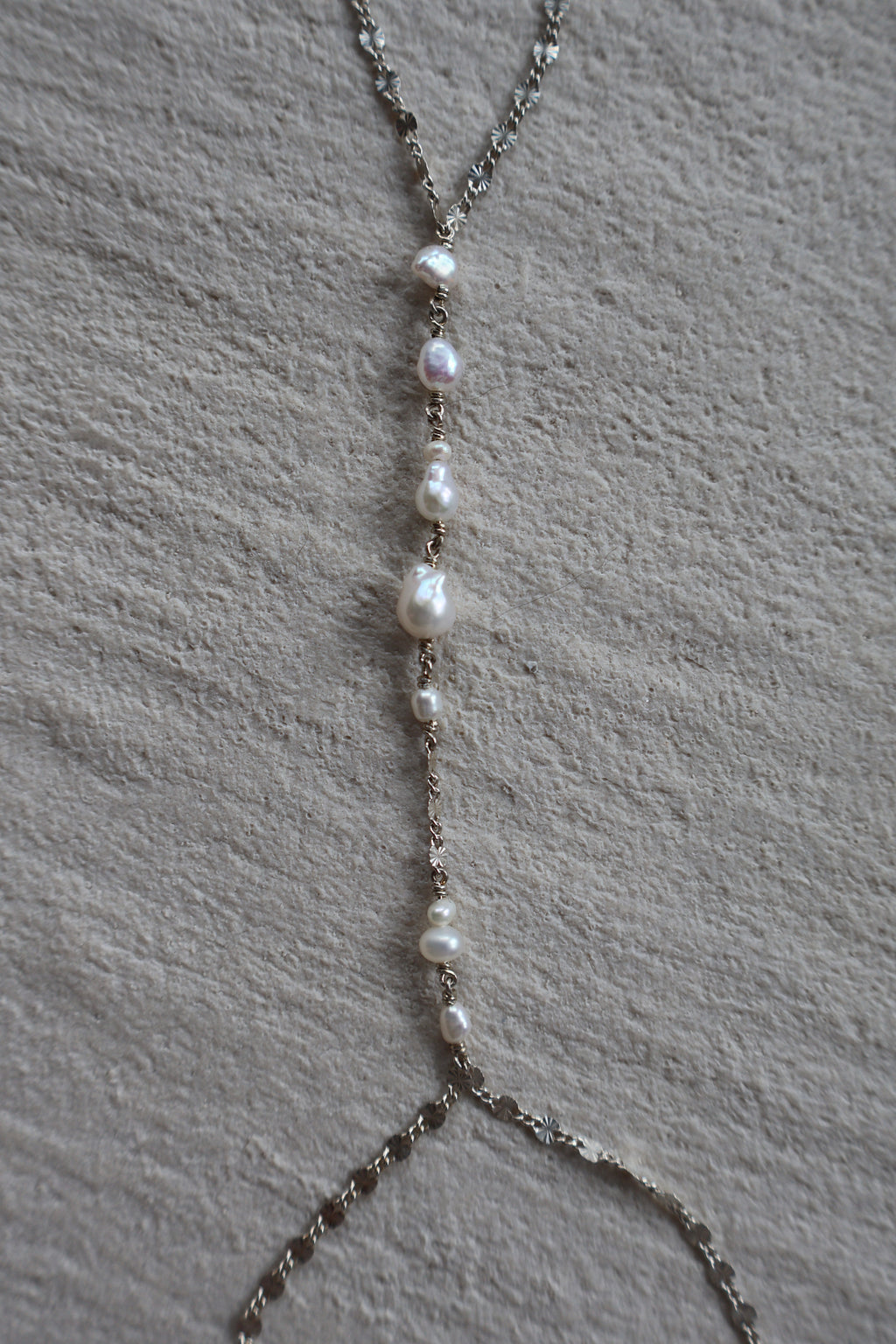 Nia Handchain
