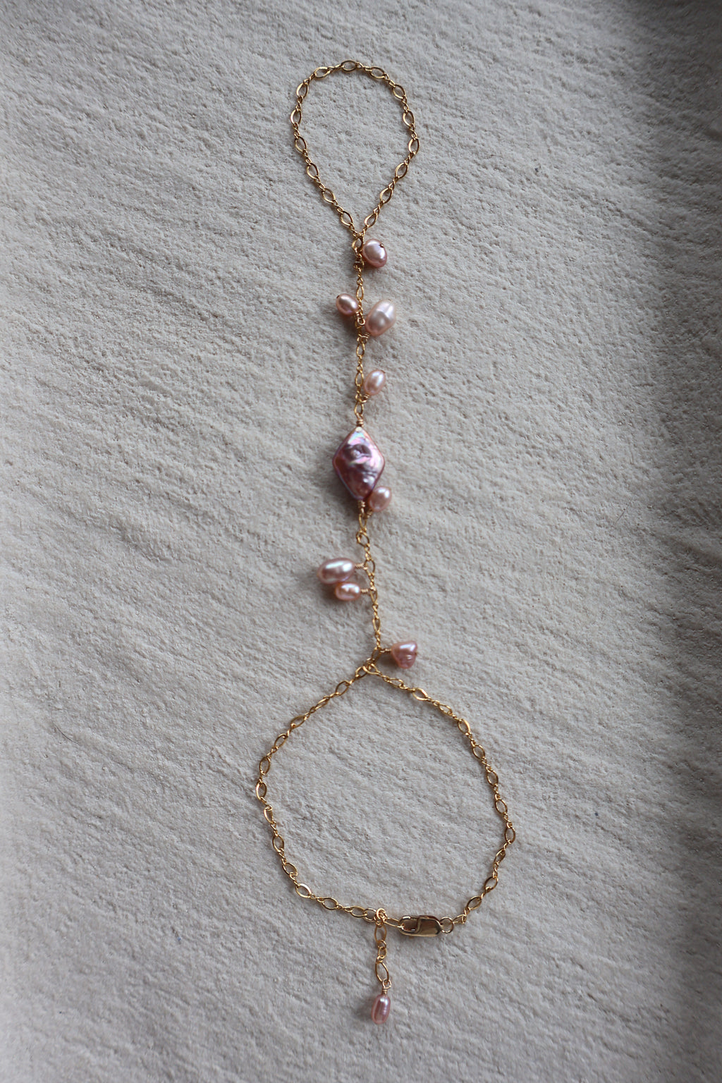 Lucinda Handchain
