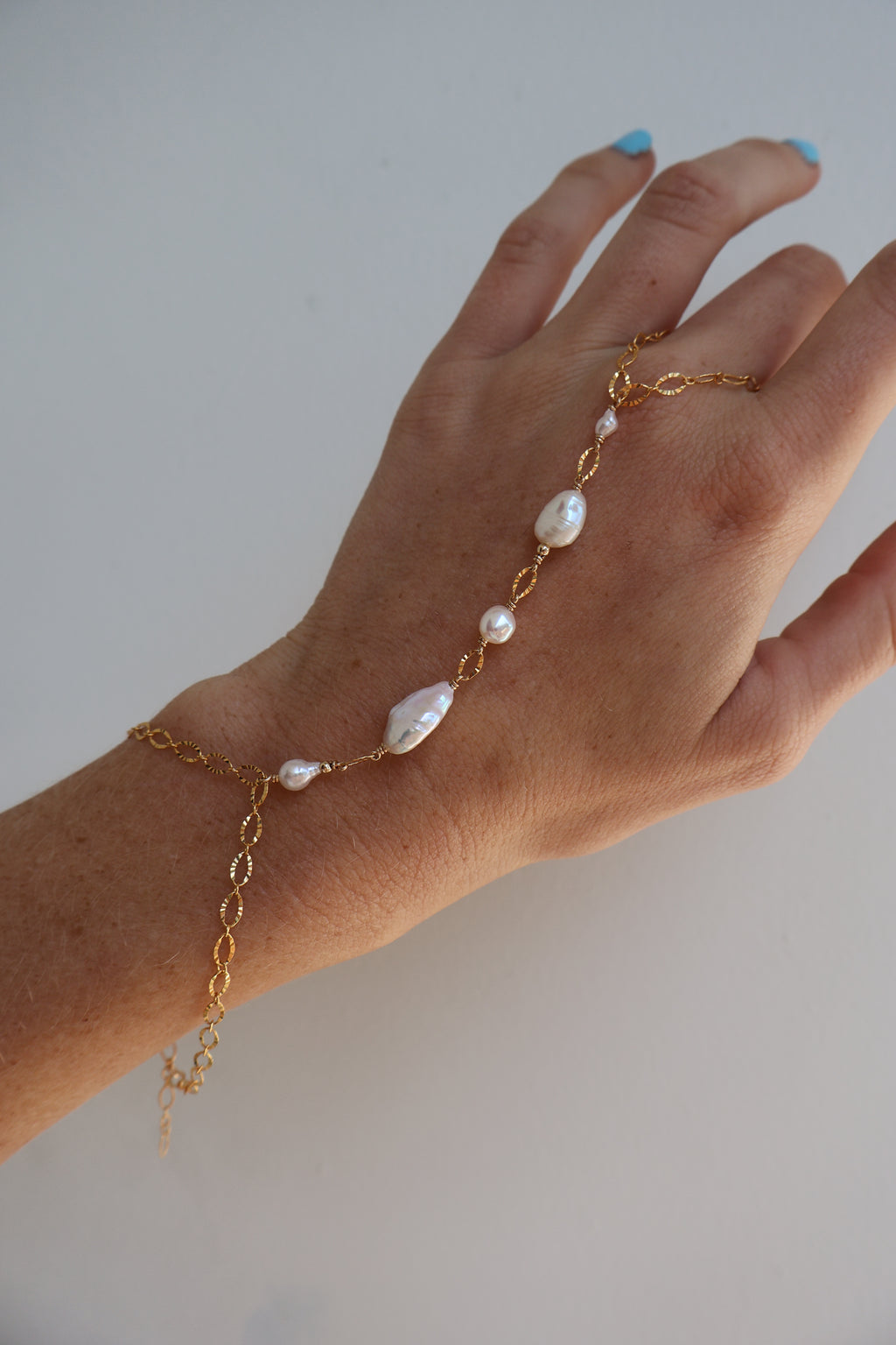 Kaitlyn Handchain