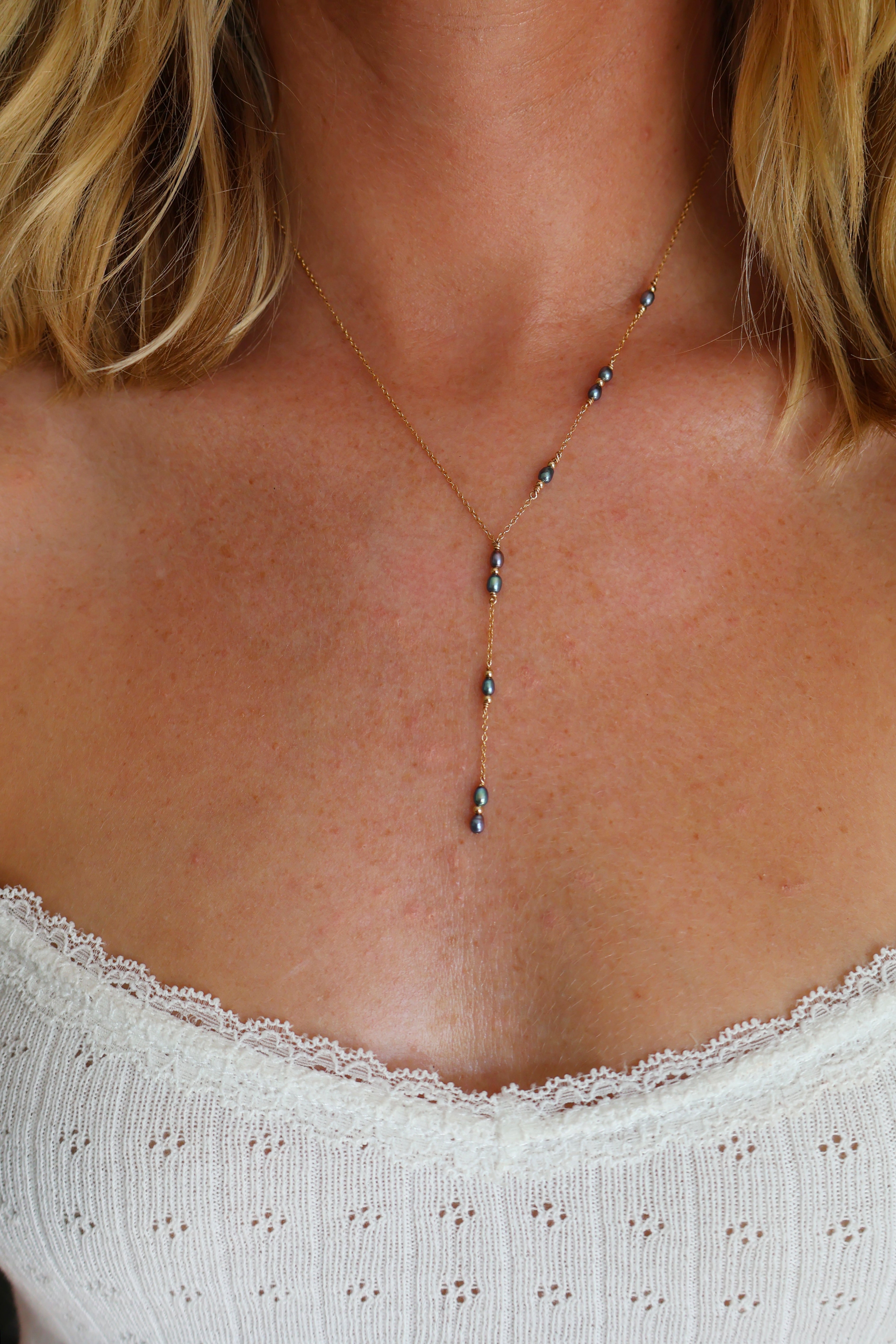 Freckle Lariat