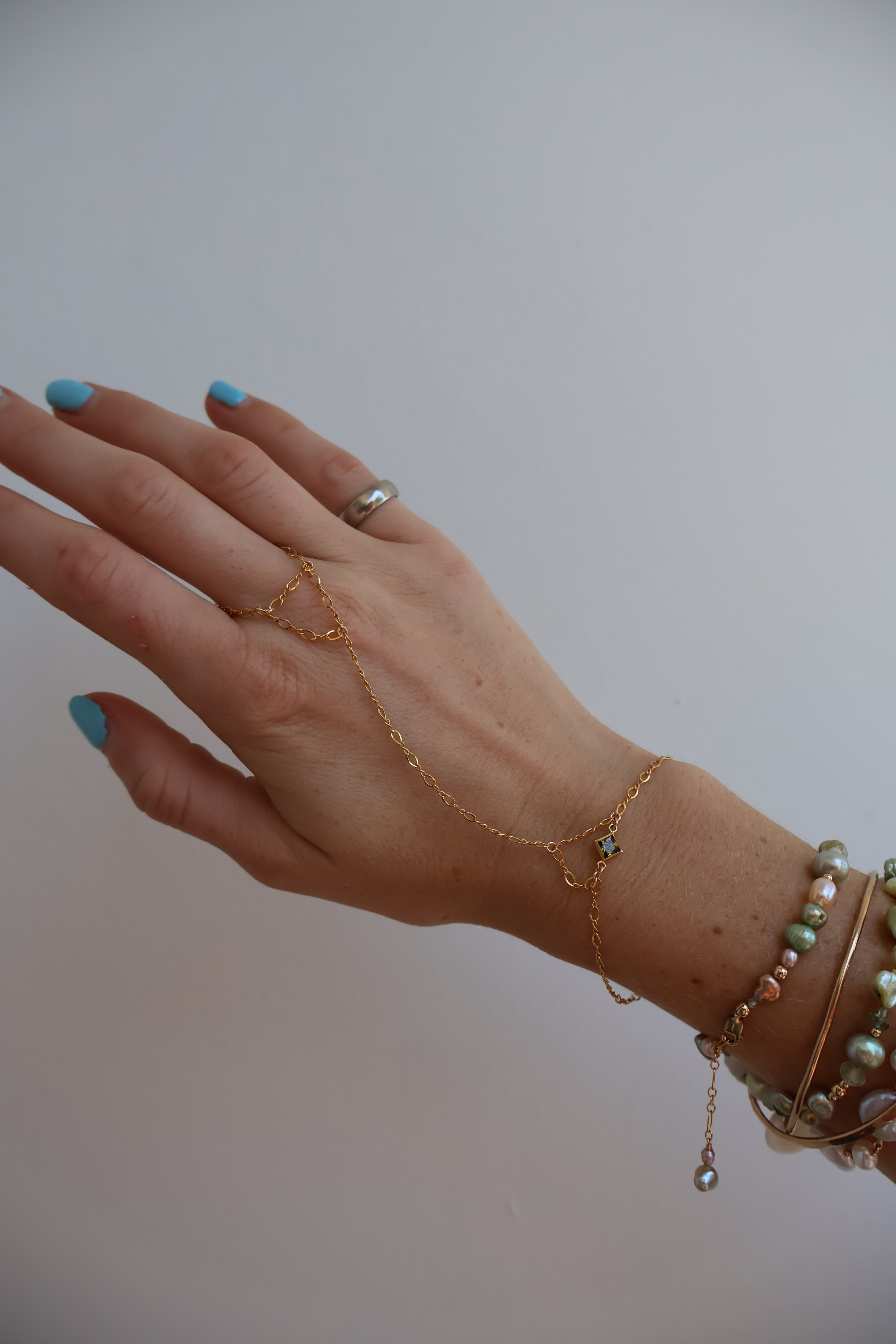 Crystal Cove Handchain