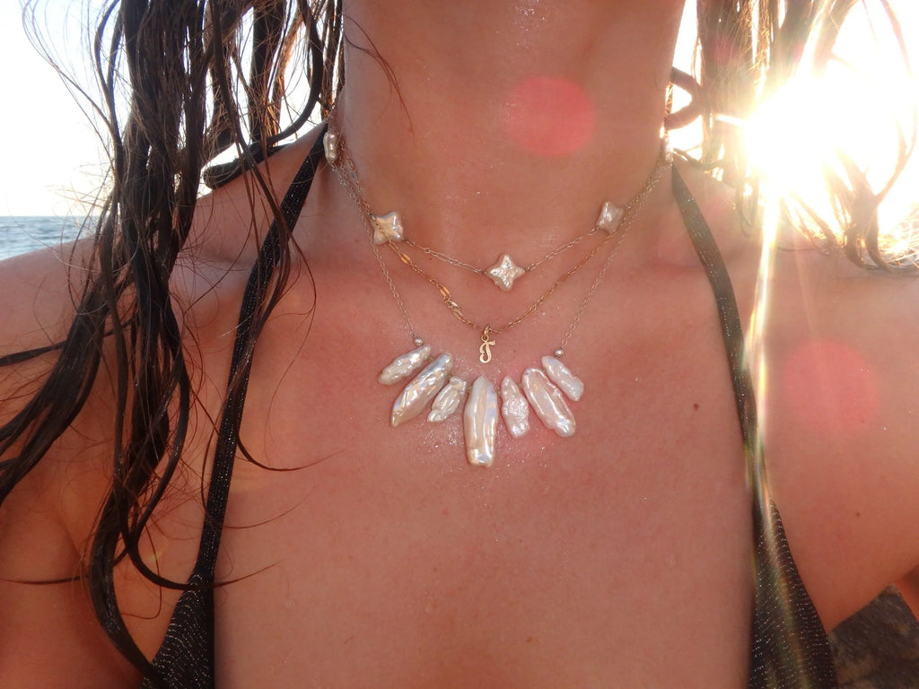 Seven Floating Pearls Necklace