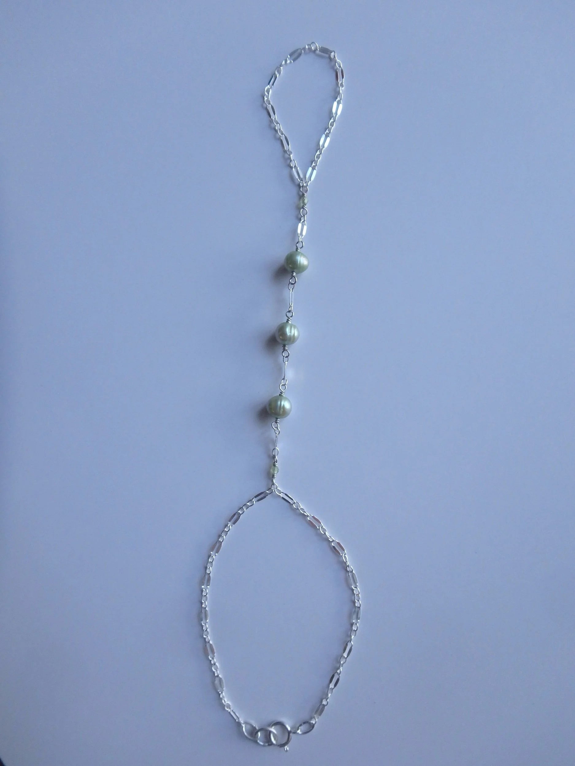 Hara Green Handchain