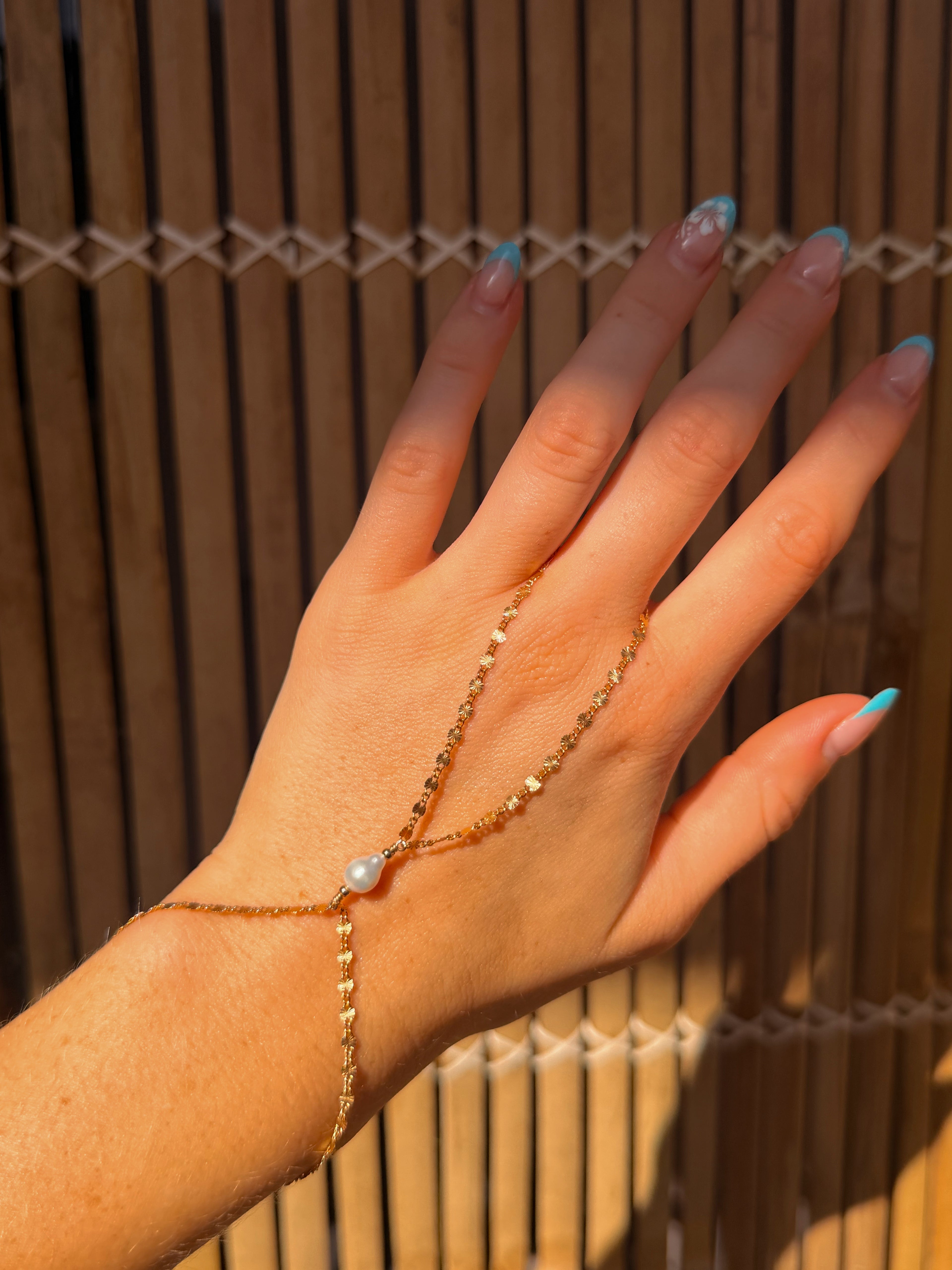 Starburst Handchain