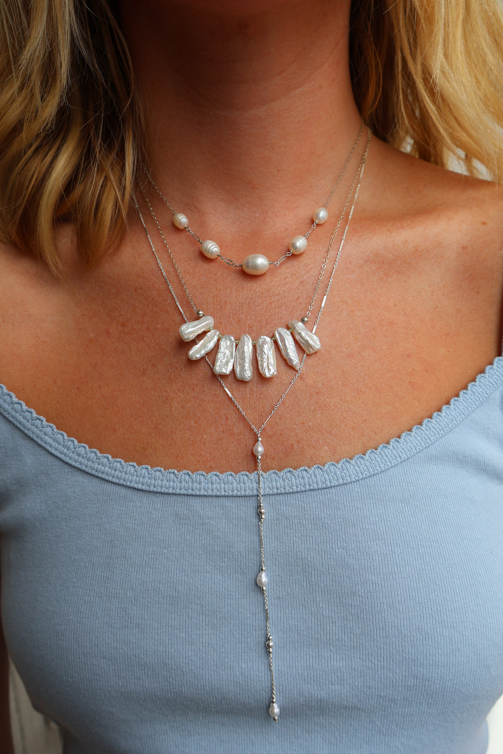 Seven Floating Pearls Necklace