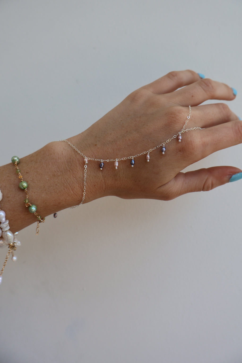 Audrey Handchain