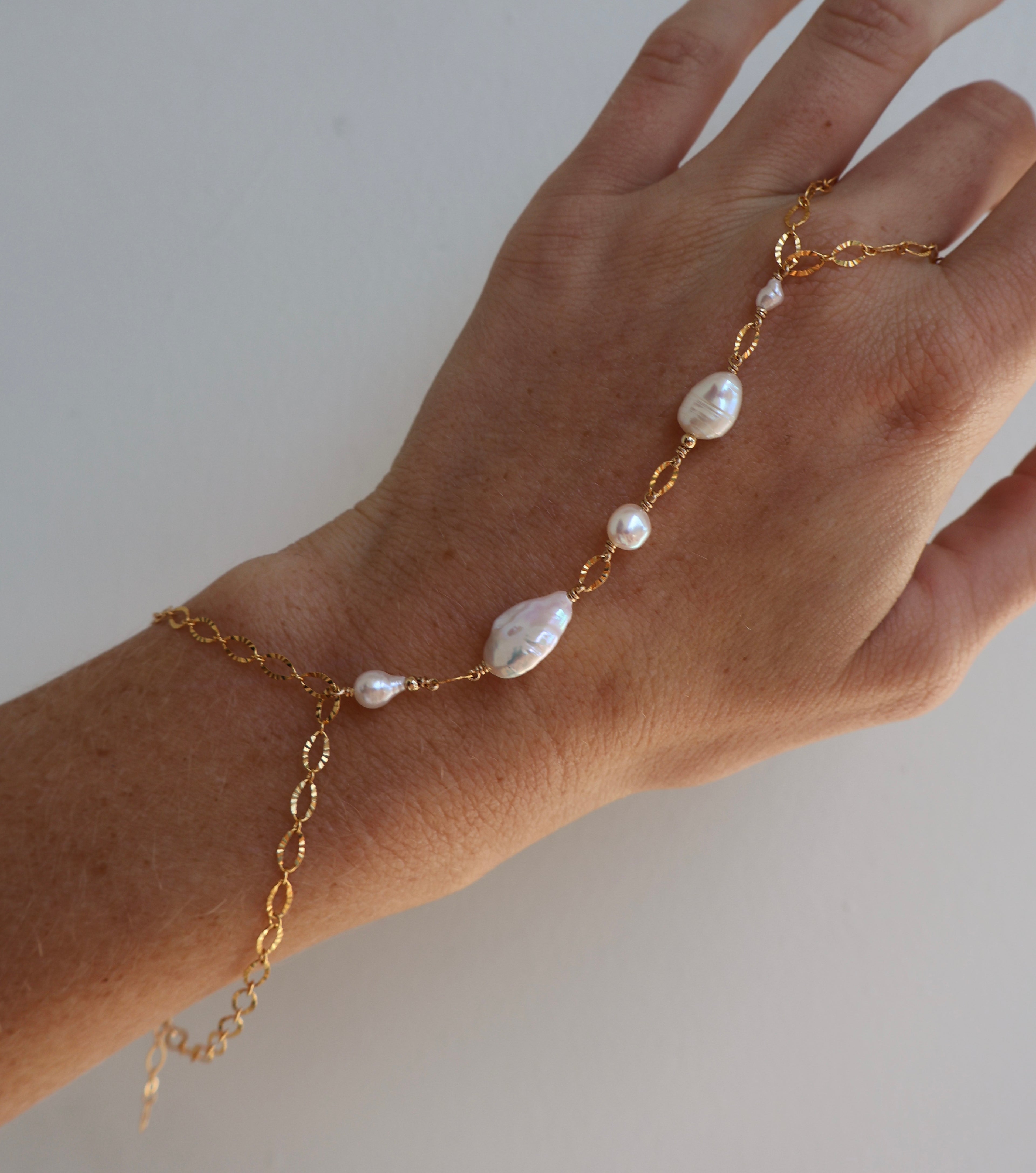 Kaitlyn Handchain