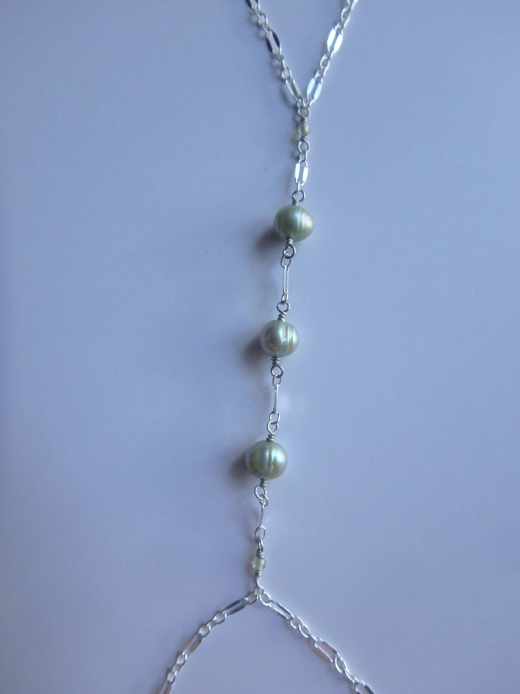 Hara Green Handchain