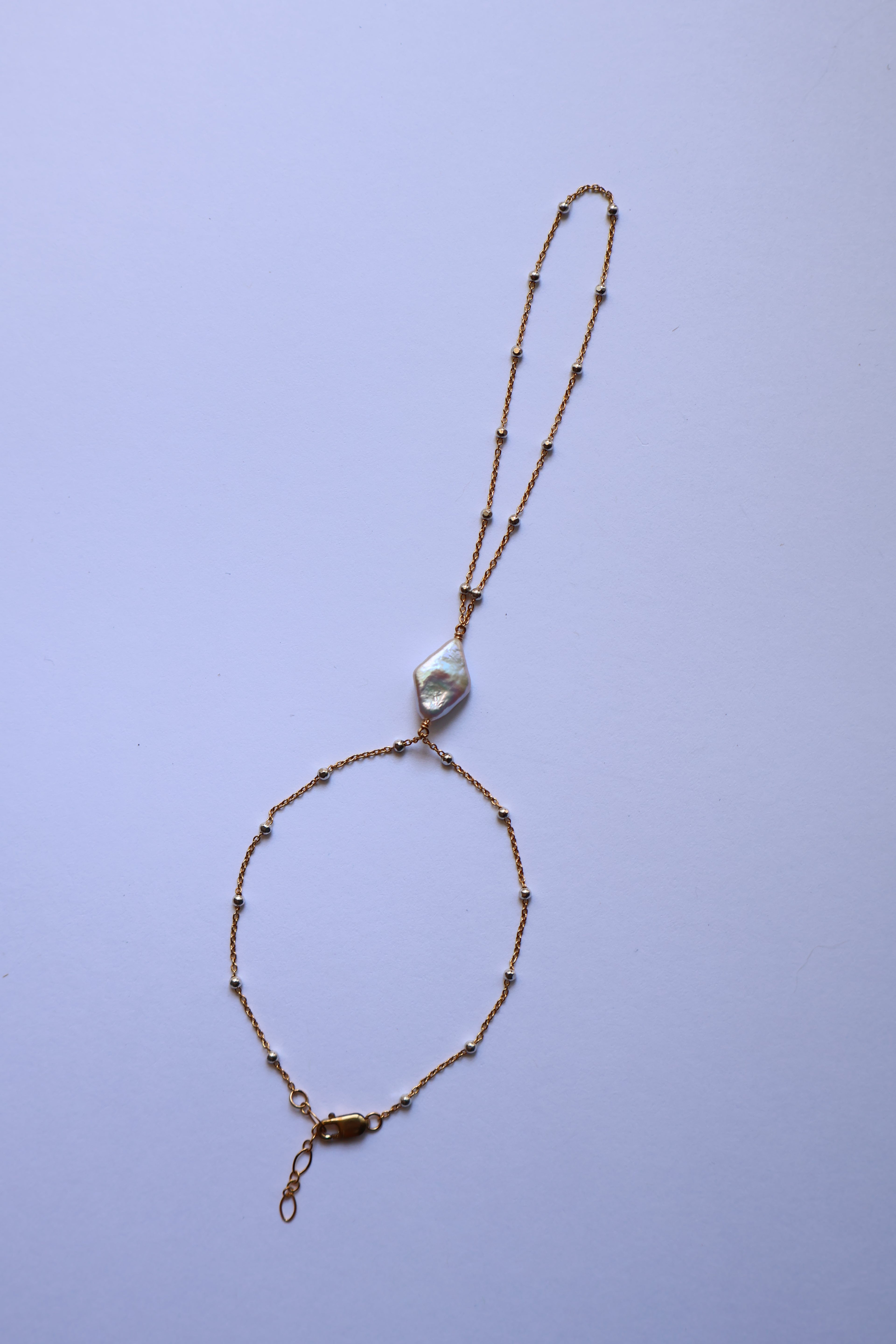 Leucadia Handchain