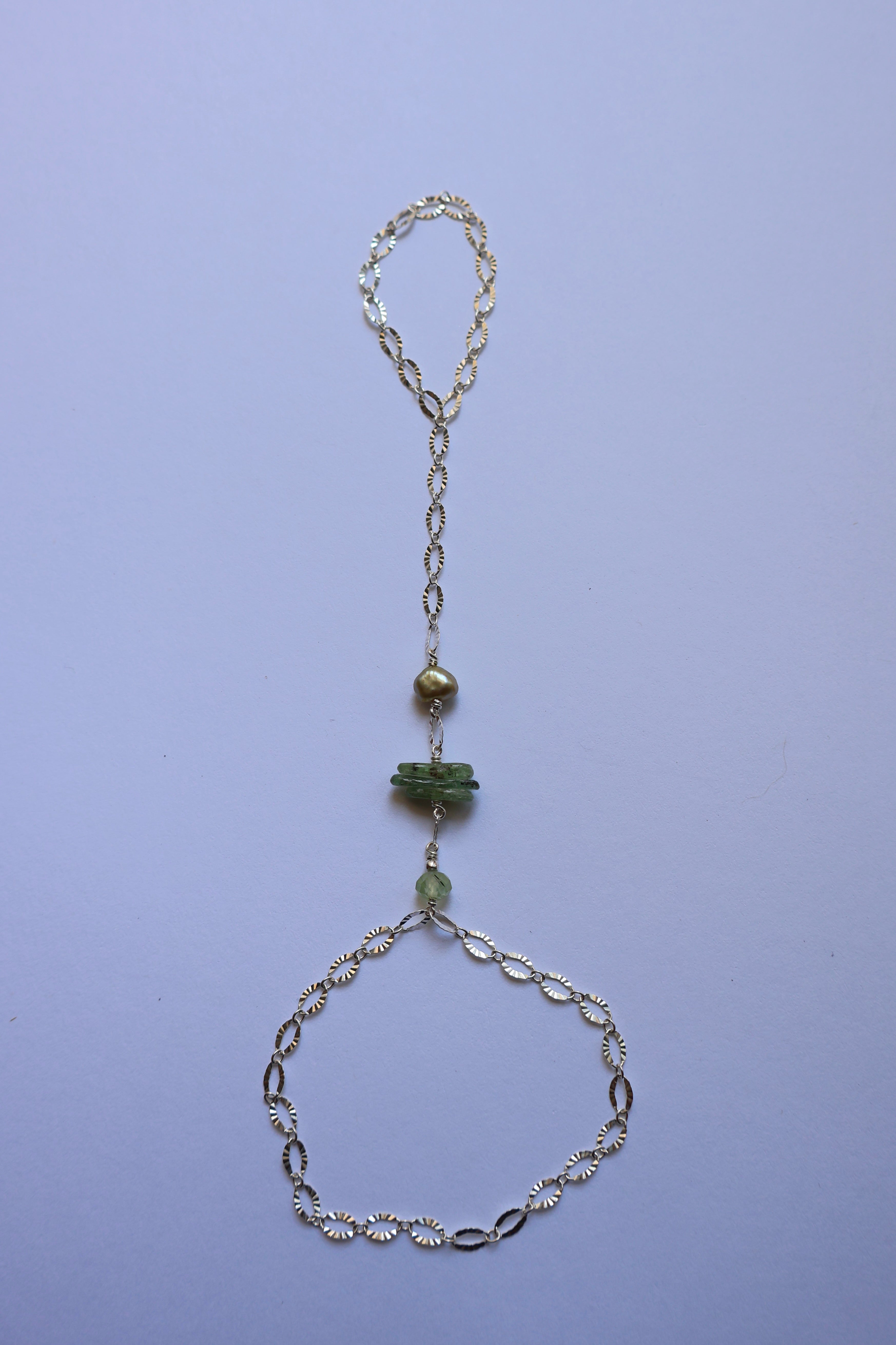 Eve Handchain