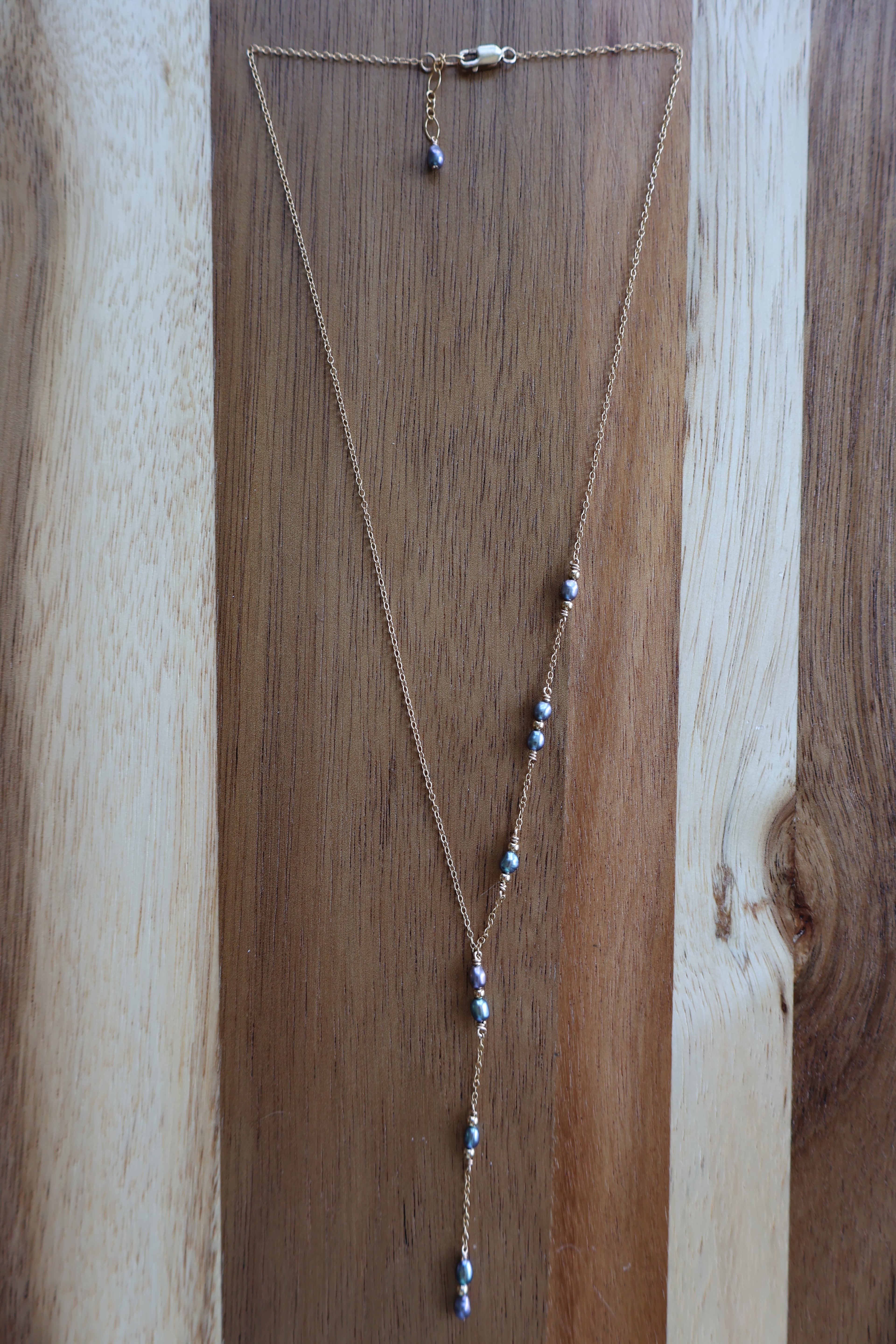 Freckle Lariat